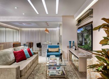 “NUDE” POR JURACI GONÇALVES DIAS